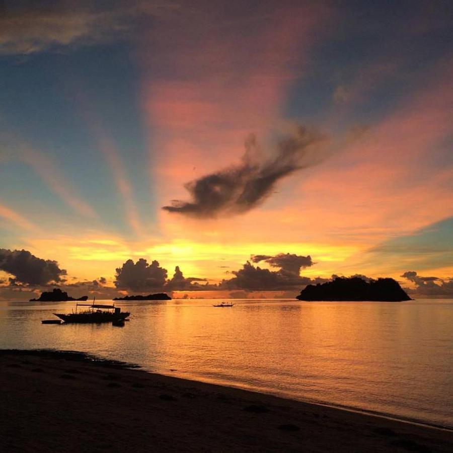 Se San Beach Resort-Isla De Gigantes Carles Dış mekan fotoğraf